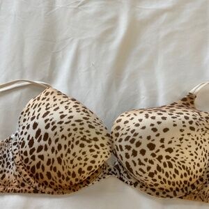 Victoria’s Secret very sexy push-up Bra 36C